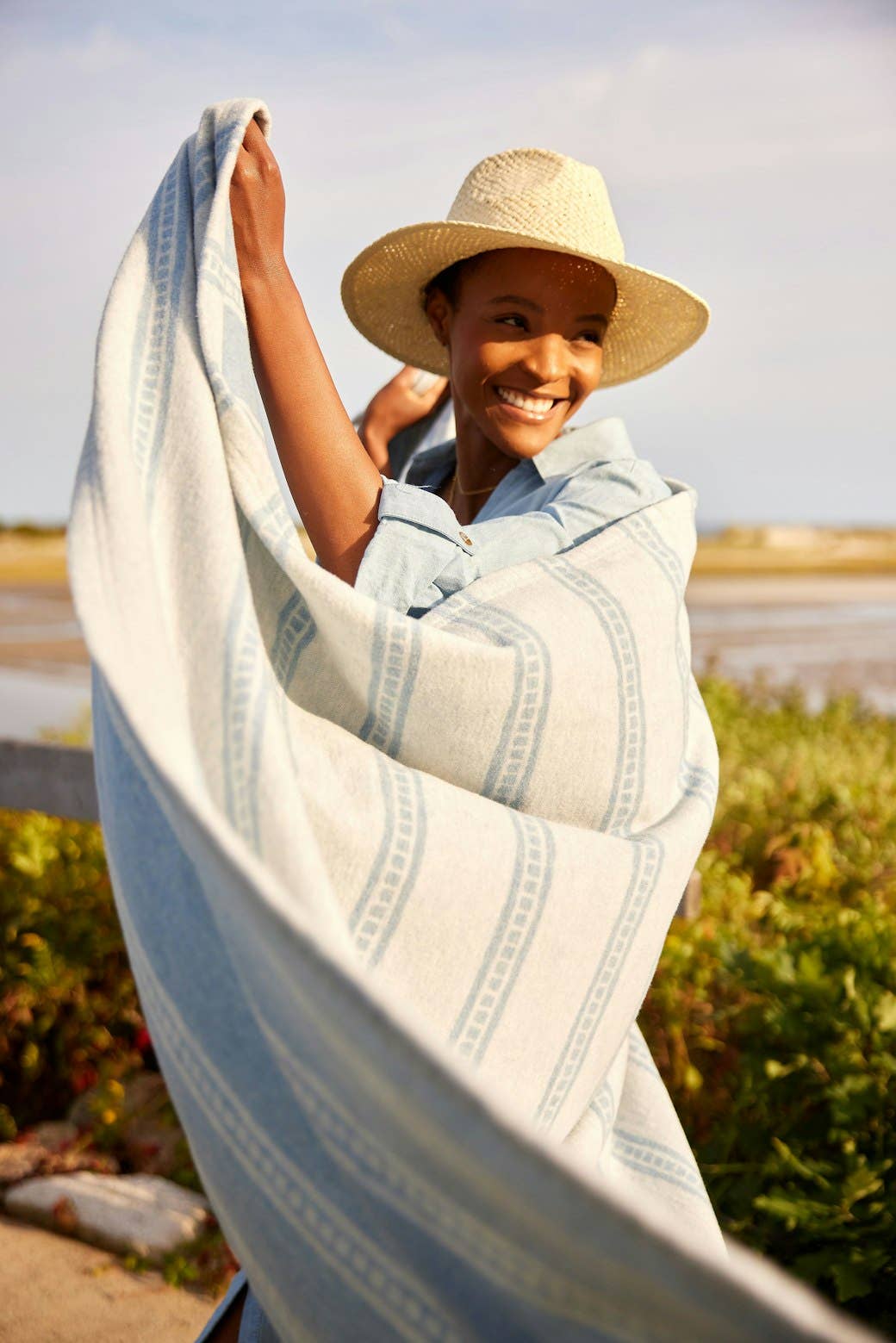 ChappyWrap The Lightweight Blanket - Tile Stripe