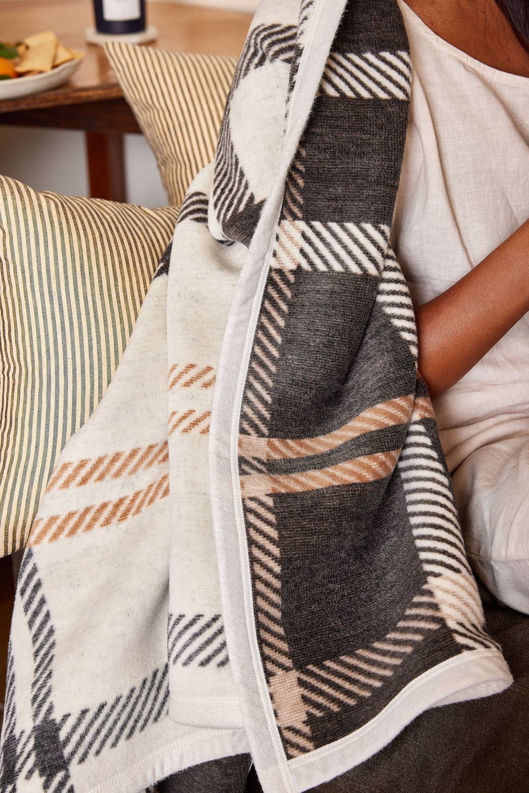 ChappyWrap Griffin Plaid Blanket