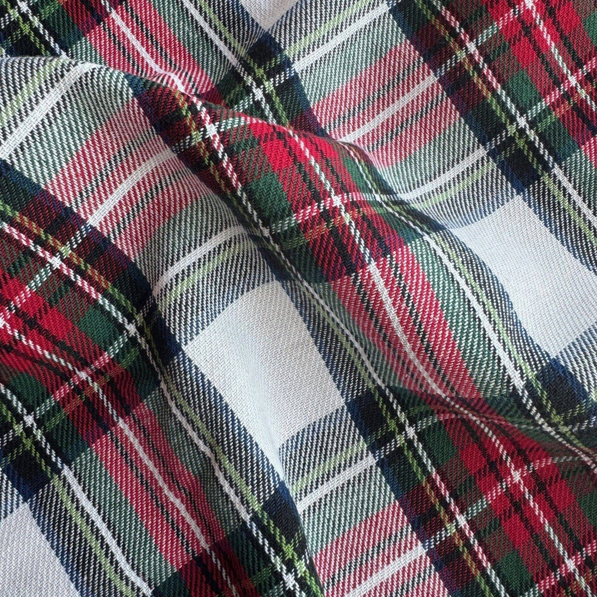 Christmas Classic Holiday Plaid Cotton Napkin (Set of 8)