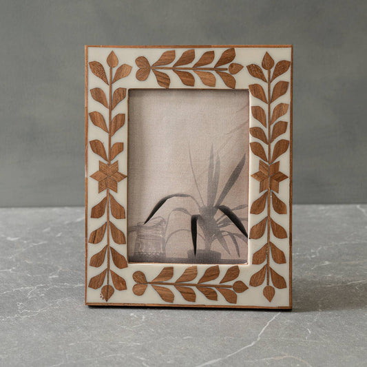 White Bone & Wood Floral Photo Frame 5x7