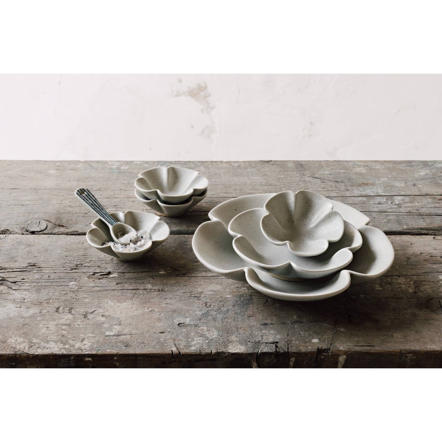 Sakura Serving Dish 8.5 inch