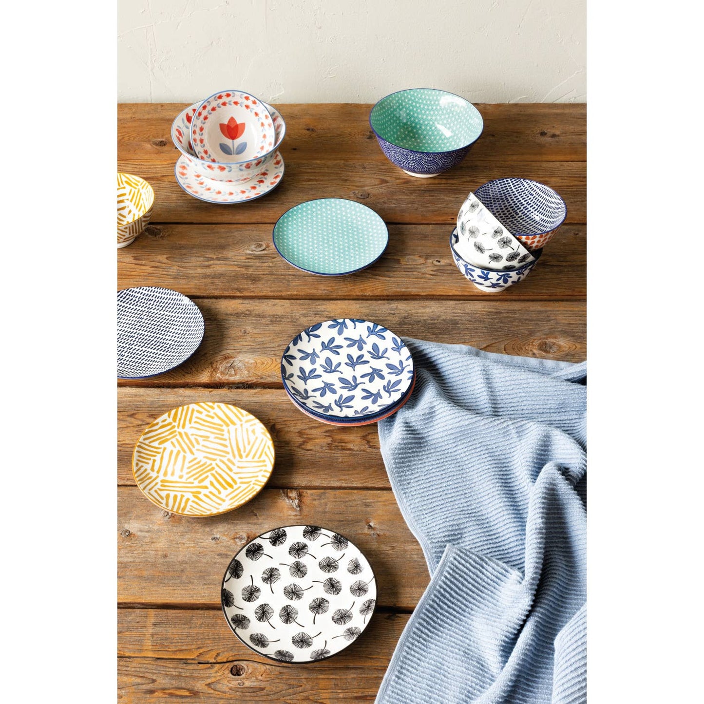 Ochre Lines Stamped Appetizer Plate 6 inch