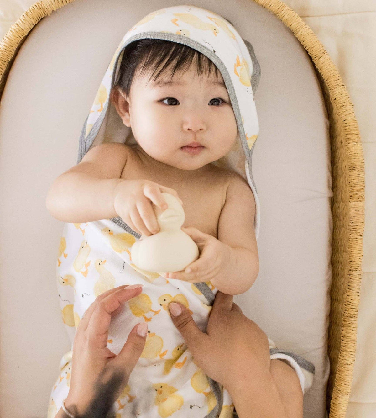Burt's Bees Baby Little Ducks Organic Cotton Hooded Towels (2 Pack)