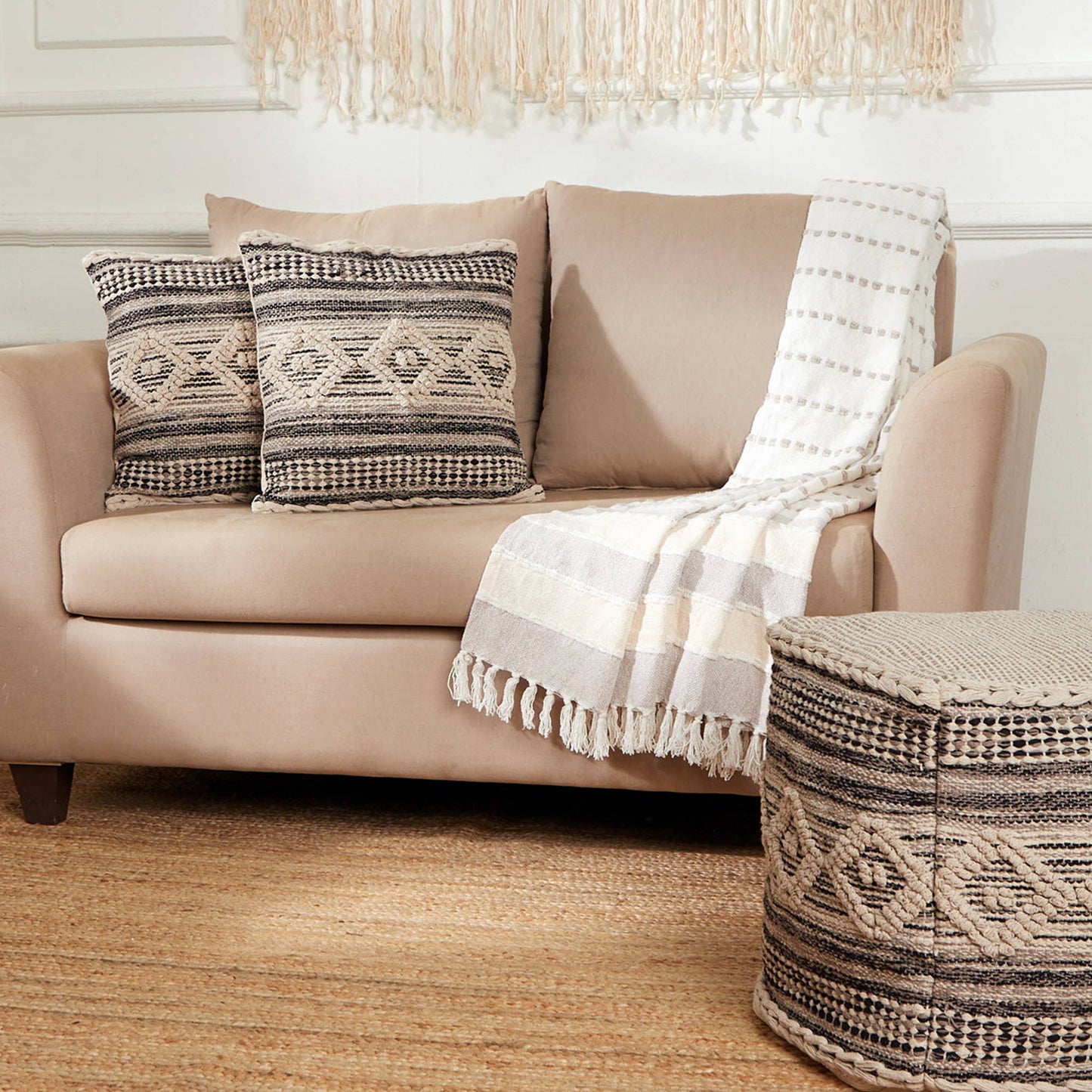 RedEarth Classic Beige Throw Blanket (50x60)